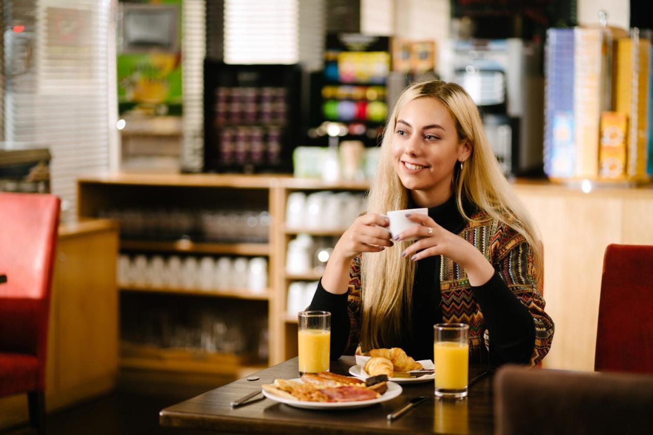 Belmore Court & Motel Enniskillen Ngoại thất bức ảnh