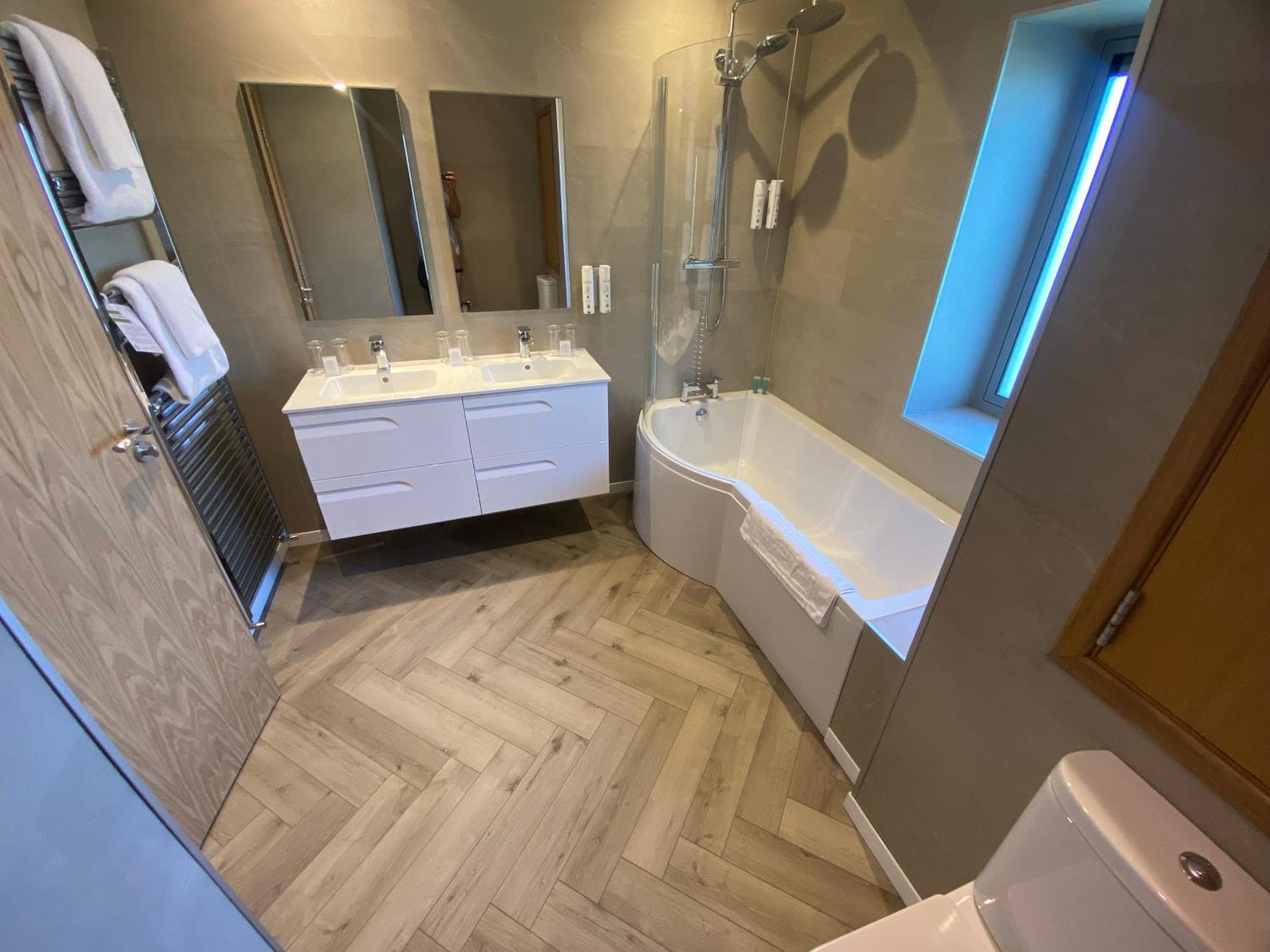 Belmore Court & Motel Enniskillen Ngoại thất bức ảnh